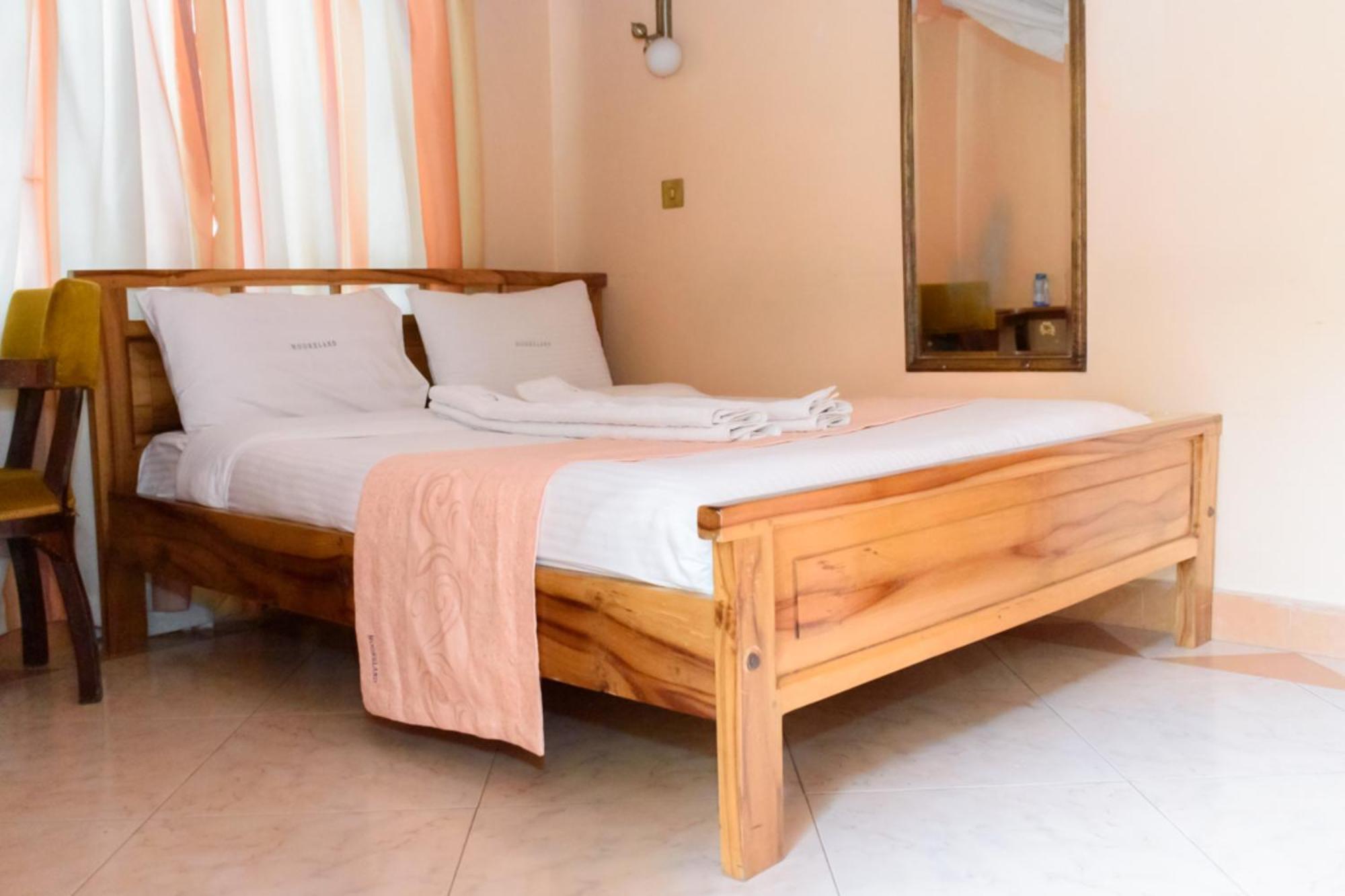 Mooreland Hotel Nairobi Ngoại thất bức ảnh