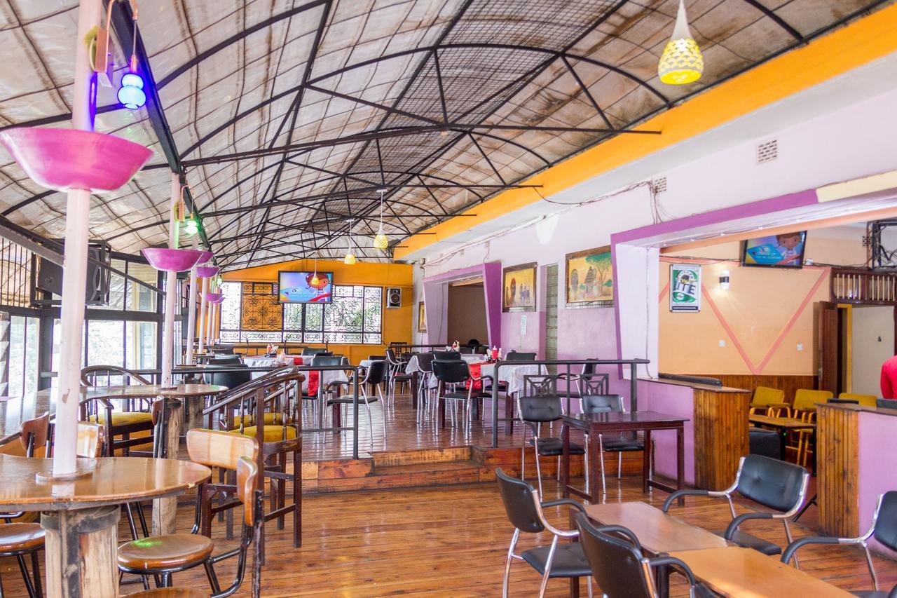 Mooreland Hotel Nairobi Ngoại thất bức ảnh