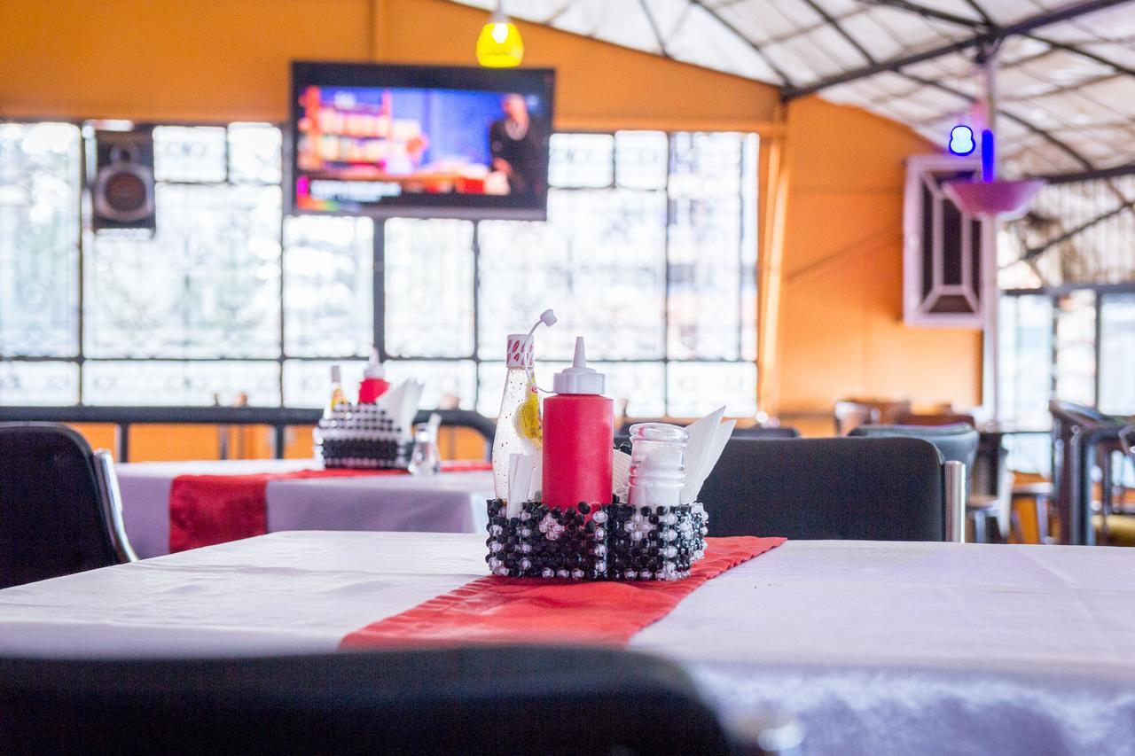 Mooreland Hotel Nairobi Ngoại thất bức ảnh