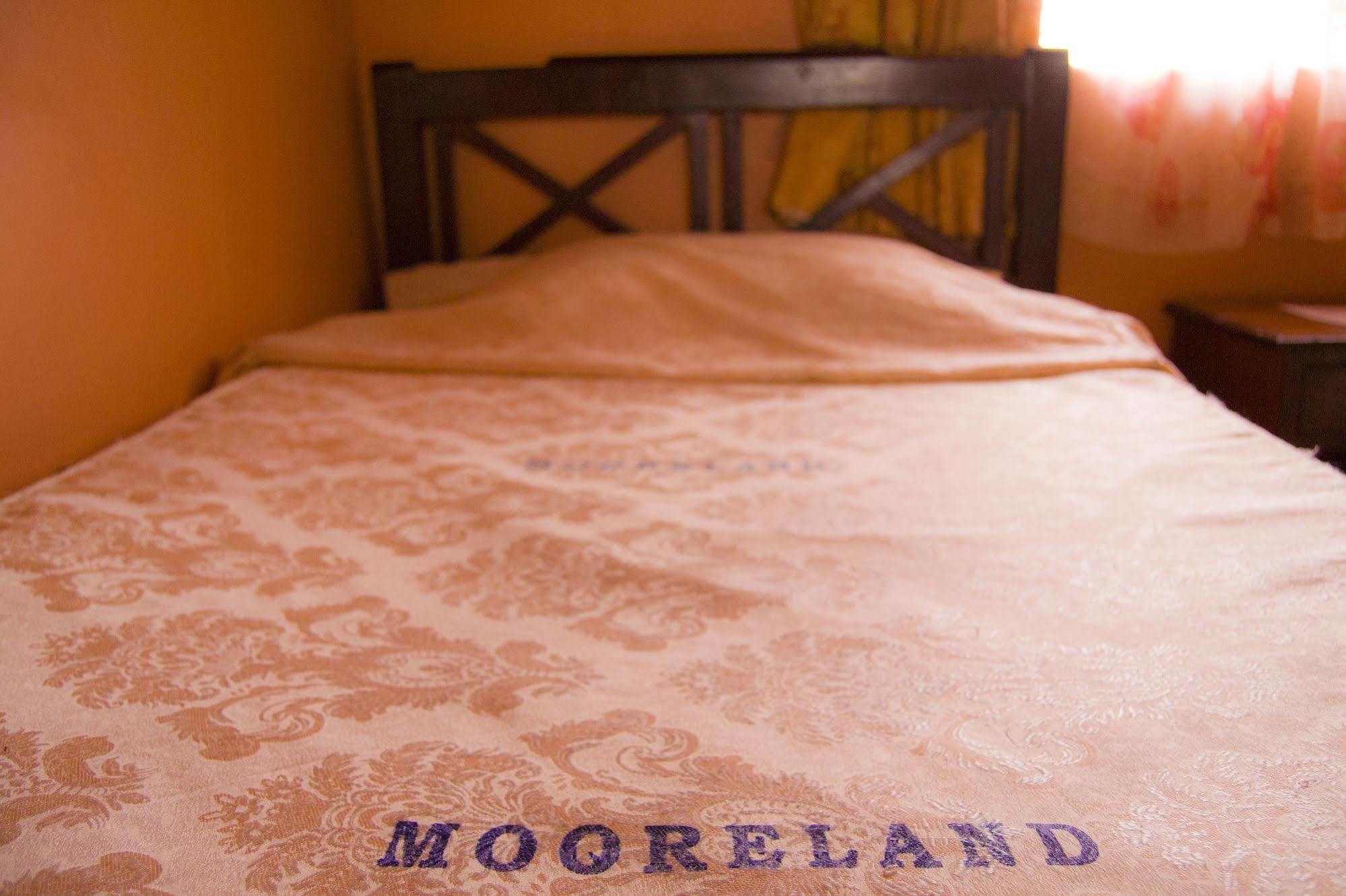 Mooreland Hotel Nairobi Ngoại thất bức ảnh